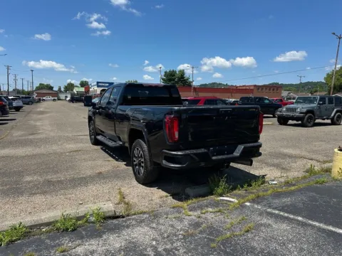 More photos of 2021 GMC Sierra 2500HD AT4 at Ironton Automotive, OH