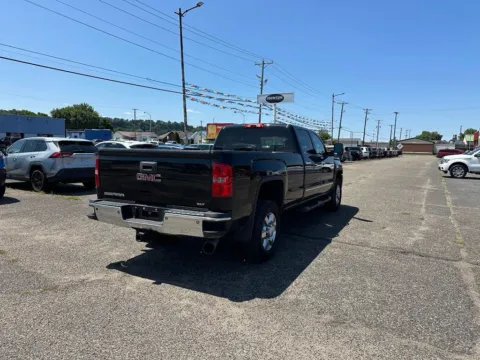 Another view of 2018 GMC Sierra 2500HD SLT for sale in Ironton, OH at Ironton Automotive