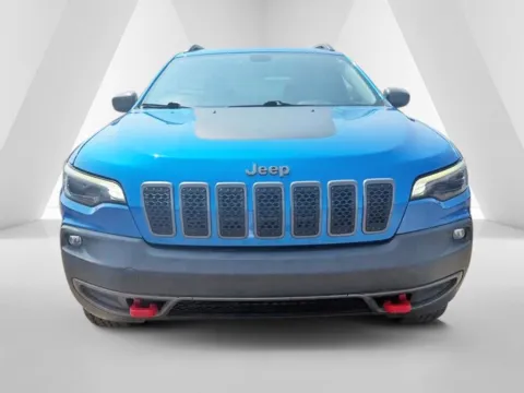 Photos of 2020 Jeep Cherokee Trailhawk for sale in Ironton, OH at Ironton Automotive