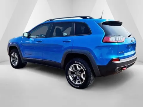 More photos of 2020 Jeep Cherokee Trailhawk at Ironton Automotive, OH