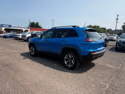 More photos of 2020 Jeep Cherokee Trailhawk at Ironton Automotive, OH