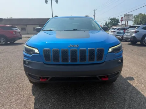 Photos of 2020 Jeep Cherokee Trailhawk for sale in Ironton, OH at Ironton Automotive