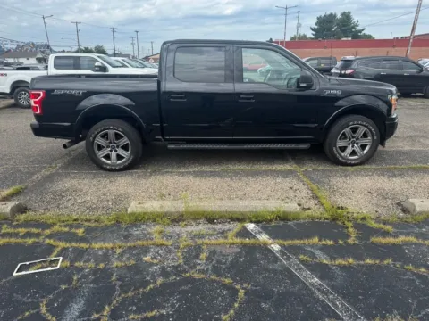 More photos of 2019 Ford F-150 XLT at Ironton Automotive, OH