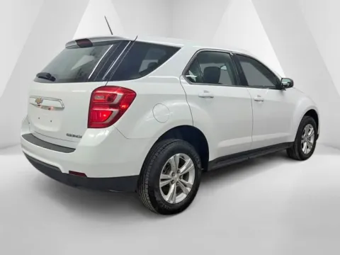 More photos of 2016 Chevrolet Equinox LS at Ironton Automotive, OH