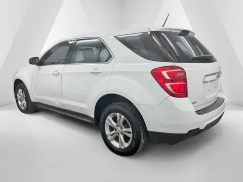 More photos of 2016 Chevrolet Equinox LS at Ironton Automotive, OH