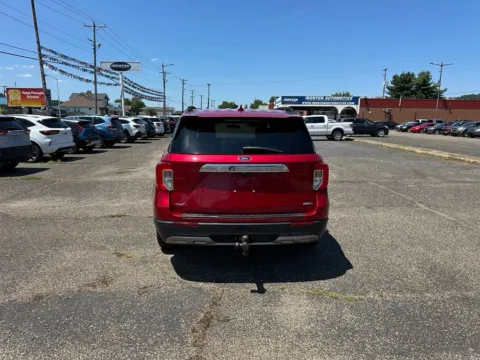 More photos of 2020 Ford Explorer XLT at Ironton Automotive, OH