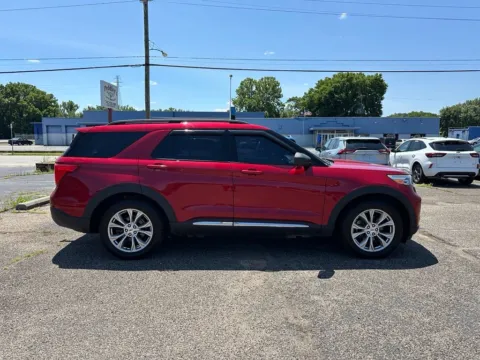 Photos of 2020 Ford Explorer XLT for sale in Ironton, OH at Ironton Automotive