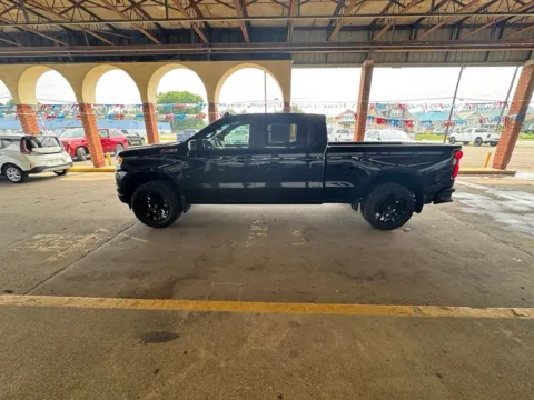 More photos of 2022 Chevrolet Silverado 1500 RST at Ironton Automotive, OH