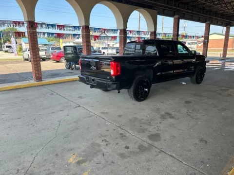 More photos of 2018 Chevrolet Silverado 1500 LTZ at Ironton Automotive, OH