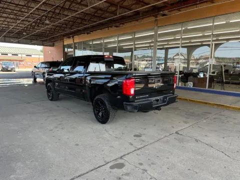 More photos of 2018 Chevrolet Silverado 1500 LTZ at Ironton Automotive, OH