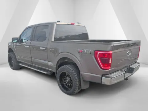 More photos of 2021 Ford F-150 XLT at Ironton Automotive, OH