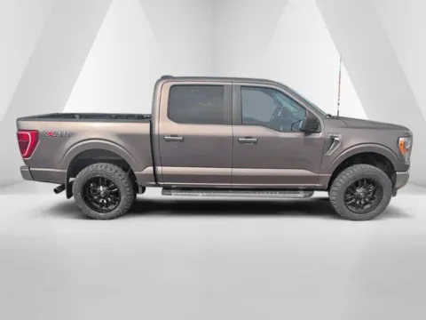 More photos of 2021 Ford F-150 XLT at Ironton Automotive, OH