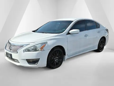 Another view of 2015 Nissan Altima 2.5 S for sale in Ironton, OH at Ironton Automotive