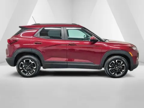 More photos of 2023 Chevrolet TrailBlazer LT at Ironton Automotive, OH