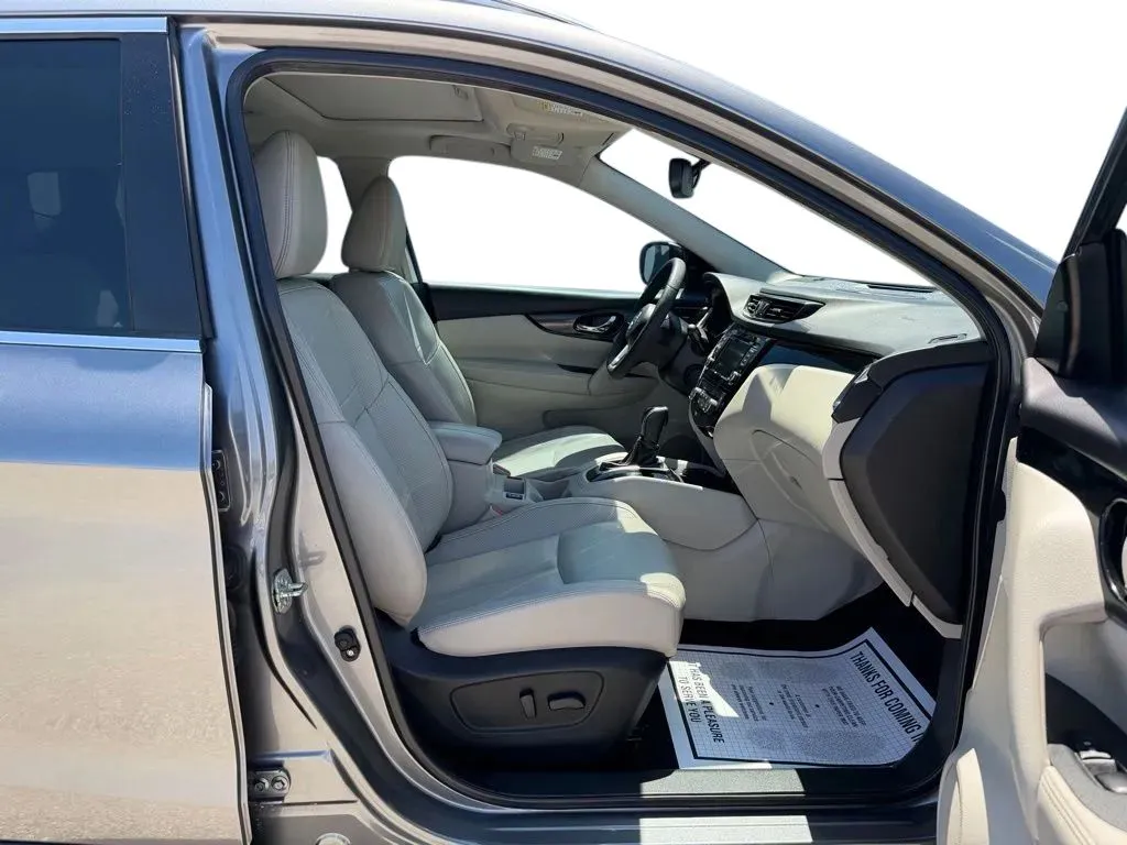 2021 Nissan Rogue Sport SL - Photo 24