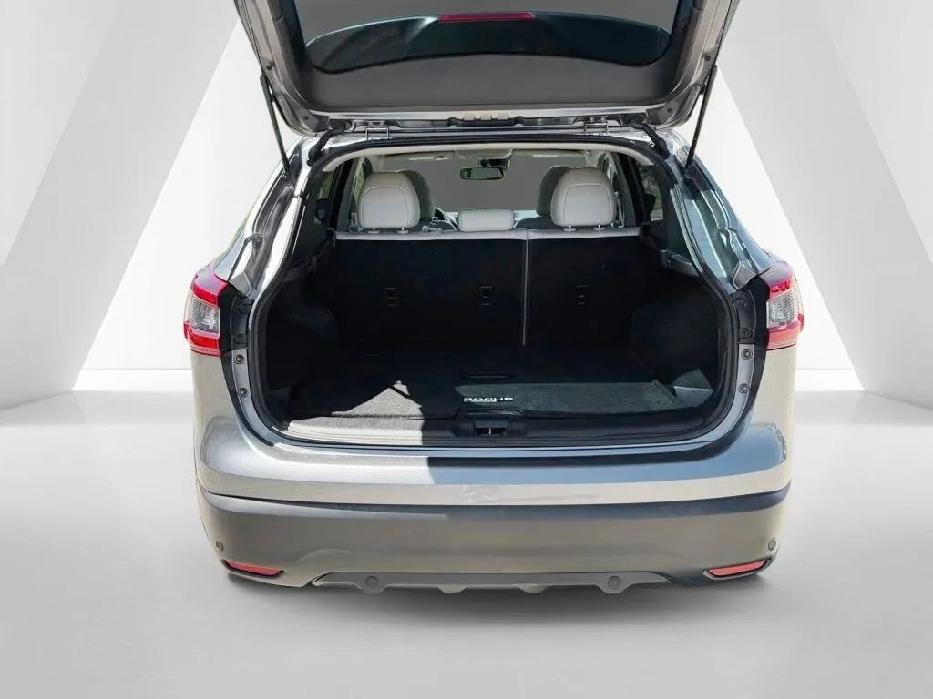 2021 Nissan Rogue Sport SL - Photo 29