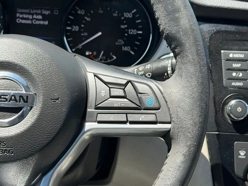 2021 Nissan Rogue Sport SL - Photo 17