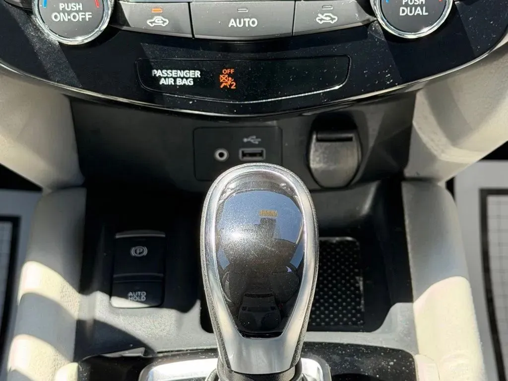 2021 Nissan Rogue Sport SL - Photo 22