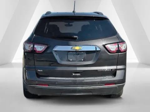More photos of 2015 Chevrolet Traverse LT at Ironton Automotive, OH