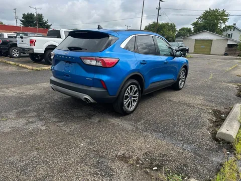 More photos of 2021 Ford Escape SEL at Ironton Automotive, OH