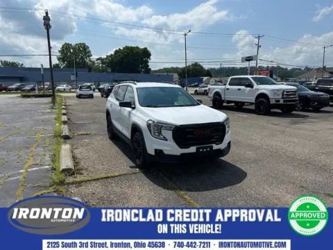 White 2022 GMC Terrain AT4 for sale in Ironton, OH