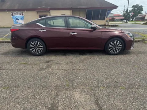 More photos of 2024 Nissan Altima 2.5 SV at Ironton Automotive, OH