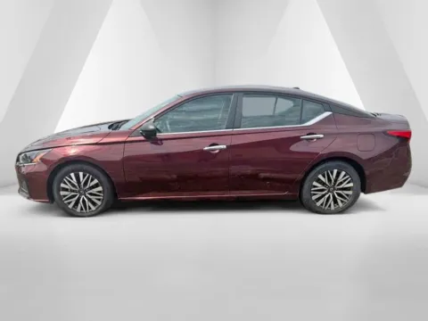 More photos of 2024 Nissan Altima 2.5 SV at Ironton Automotive, OH