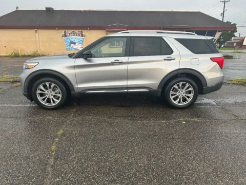 Another view of 2021 Ford Explorer Limited for sale in Ironton, OH at Ironton Automotive