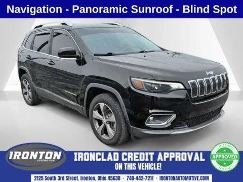 Black 2019 Jeep Cherokee Limited for sale in Ironton, OH