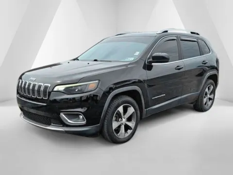 Another view of 2019 Jeep Cherokee Limited for sale in Ironton, OH at Ironton Automotive