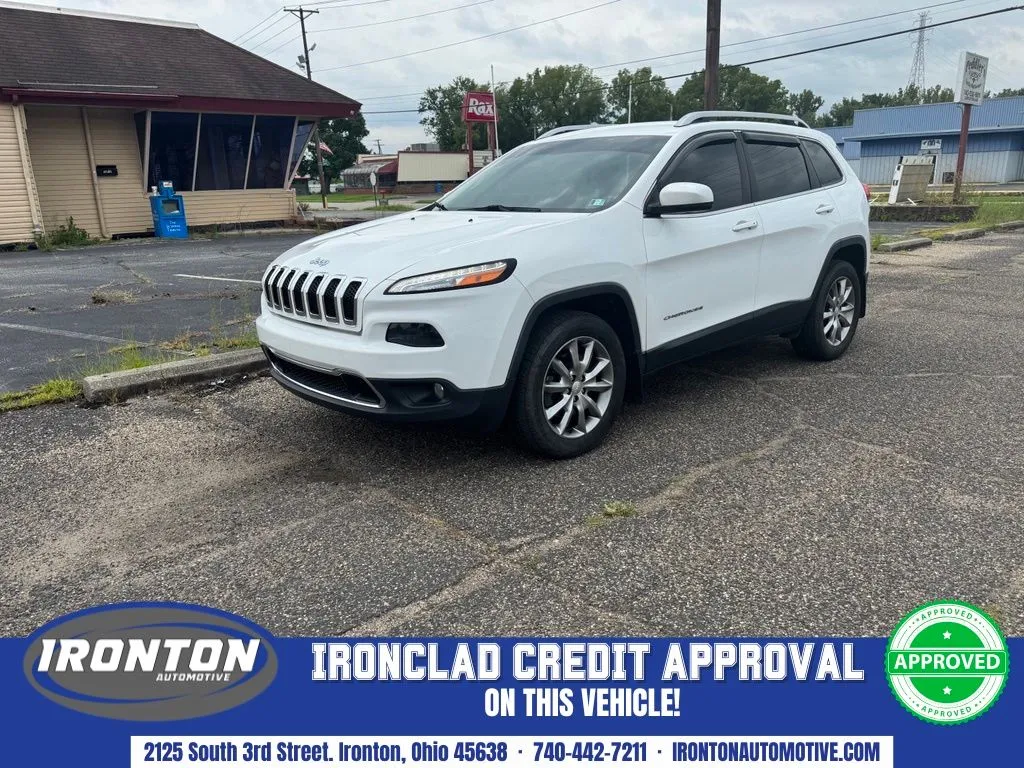 White 2017 Jeep Cherokee Limited for sale in Ironton, OH