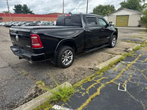 More photos of 2020 Ram 1500 Laramie at Ironton Automotive, OH
