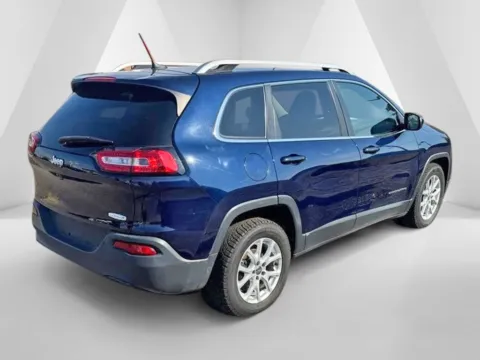 More photos of 2015 Jeep Cherokee Latitude at Ironton Automotive, OH