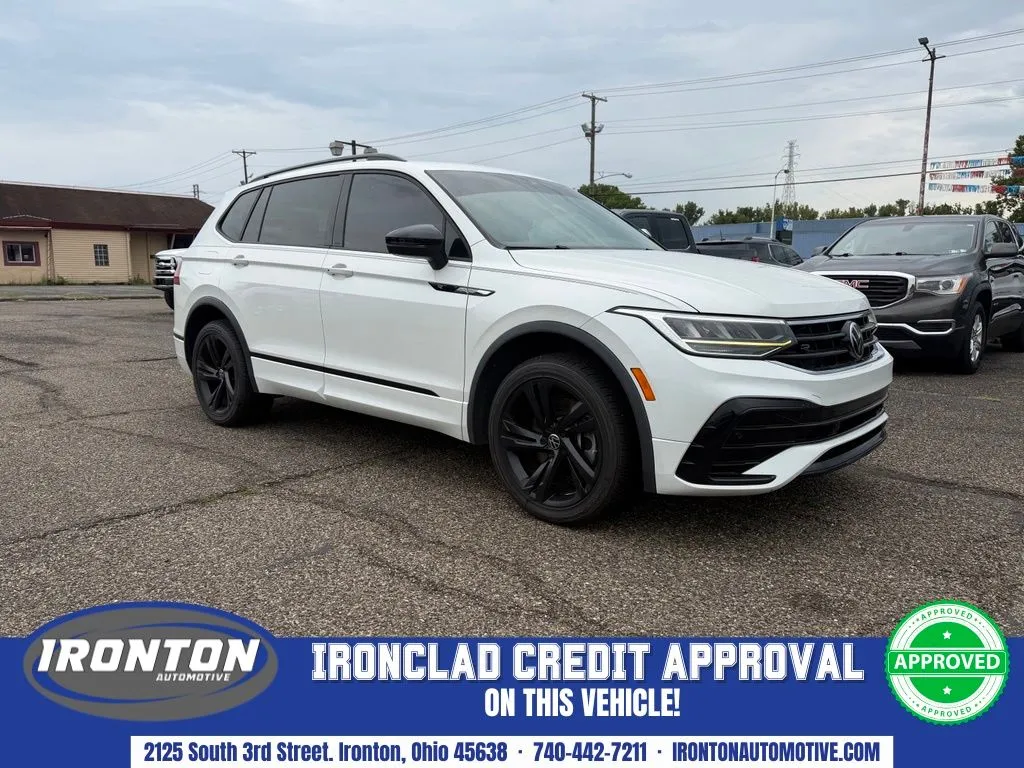 Unknown 2023 Volkswagen Tiguan 2.0T SE R-Line Black for sale in Ironton, OH