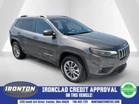 Gray 2021 Jeep Cherokee Latitude Lux for sale in Ironton, OH