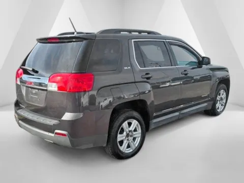 More photos of 2015 GMC Terrain SLE-2 at Ironton Automotive, OH