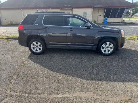 More photos of 2015 GMC Terrain SLE-2 at Ironton Automotive, OH