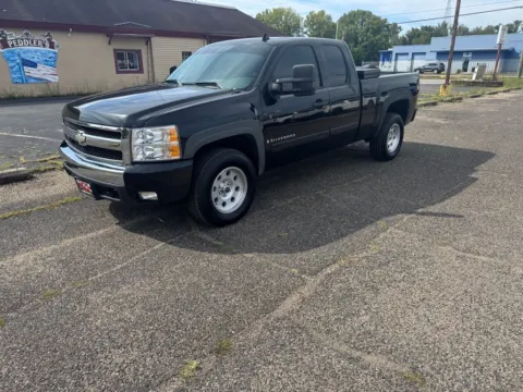 Another view of 2008 Chevrolet Silverado 1500 LT for sale in Ironton, OH at Ironton Automotive
