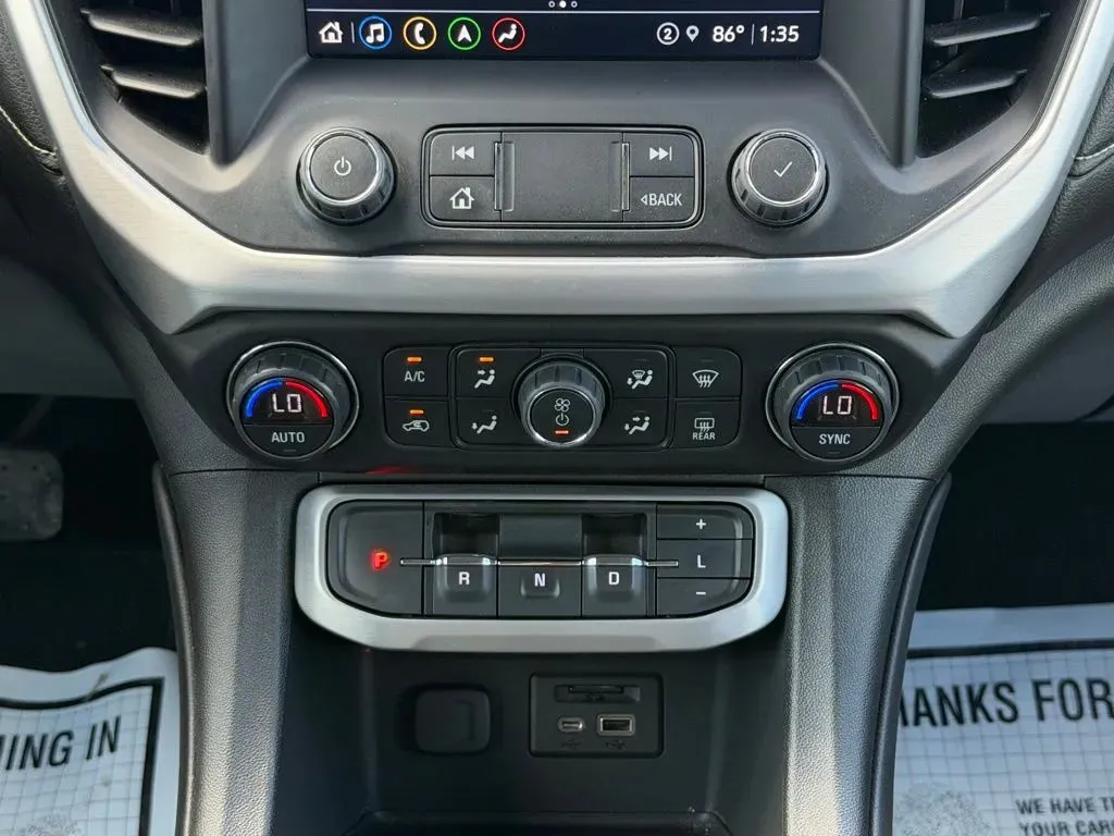 2022 GMC Acadia SLT - Photo 24