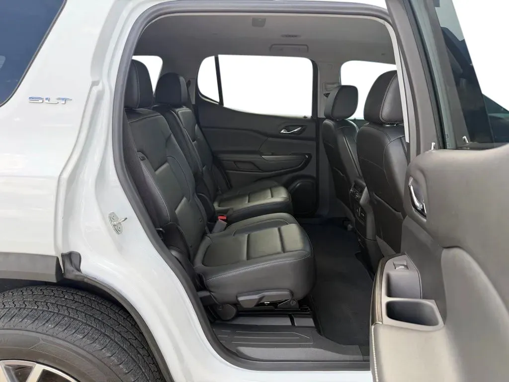 2022 GMC Acadia SLT - Photo 32