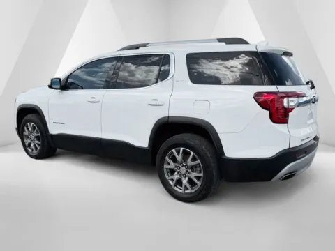 More photos of 2022 GMC Acadia SLT at Ironton Automotive, OH