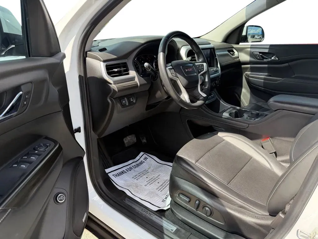 2022 GMC Acadia SLT - Photo 12
