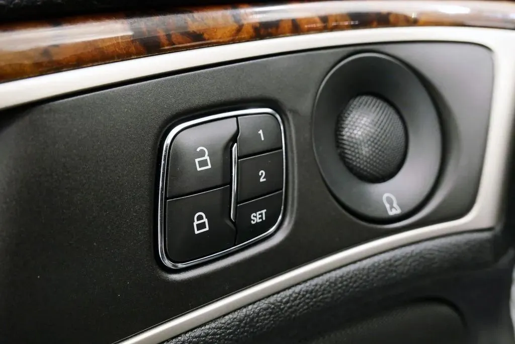 2020 Lincoln MKZ Reserve II - Photo 14