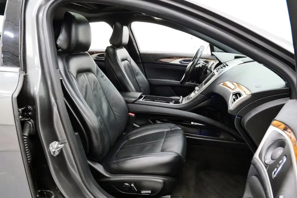 2020 Lincoln MKZ Reserve II - Photo 16