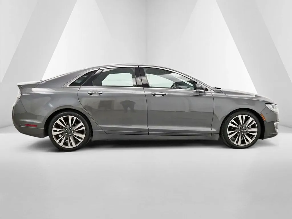 2020 Lincoln MKZ Reserve II - Photo 8