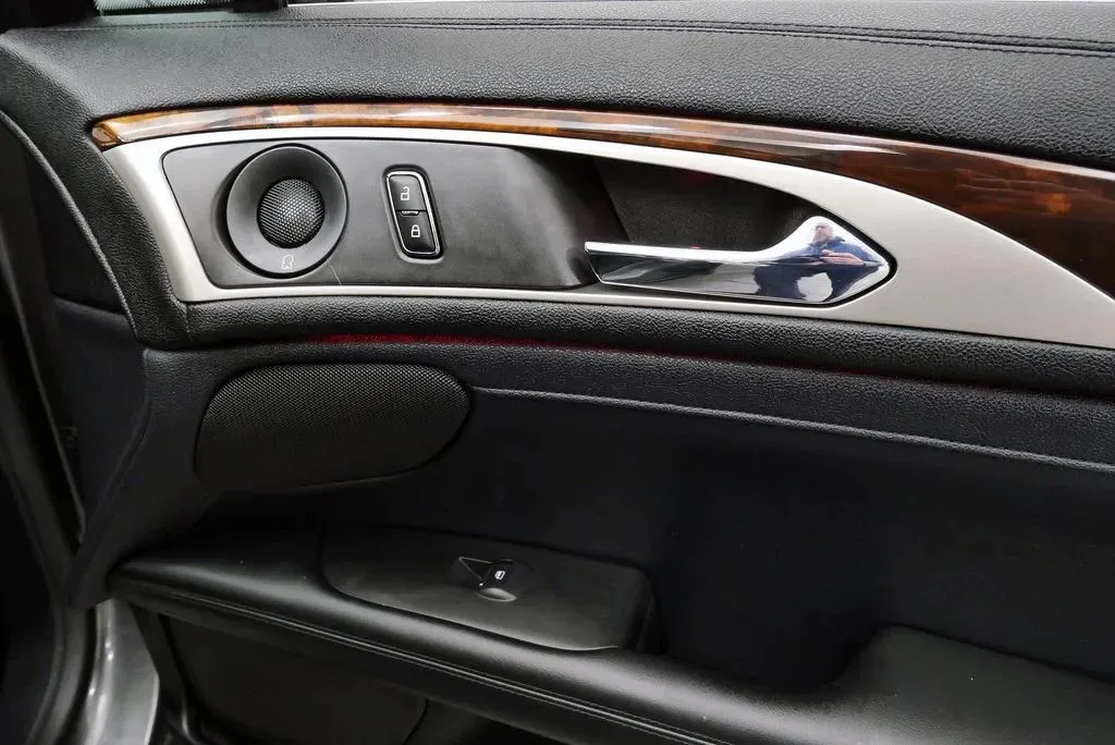 2020 Lincoln MKZ Reserve II - Photo 18