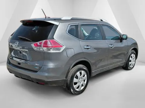 More photos of 2014 Nissan Rogue S at Ironton Automotive, OH