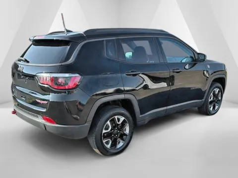 More photos of 2017 Jeep New Compass Trailhawk at Ironton Automotive, OH