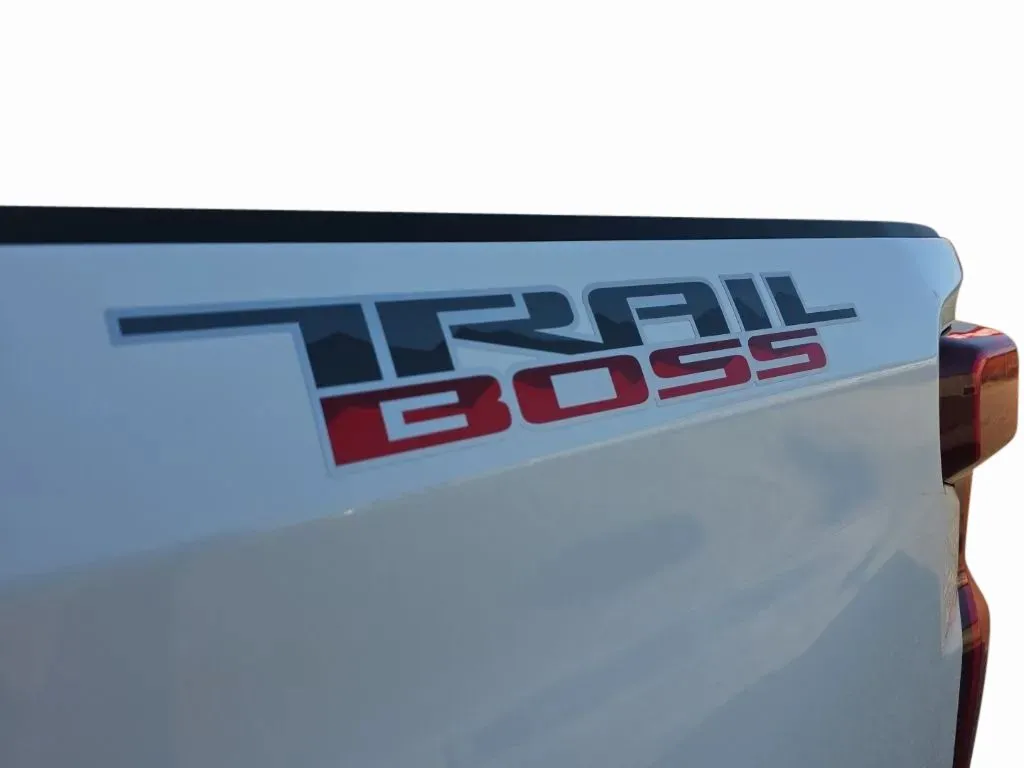 2023 Chevrolet Silverado 1500 Custom - Photo 16