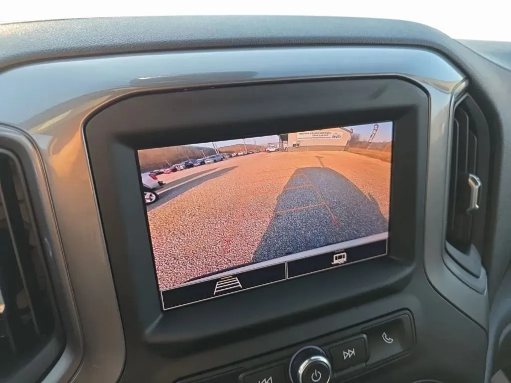 2023 Chevrolet Silverado 1500 Custom - Photo 20